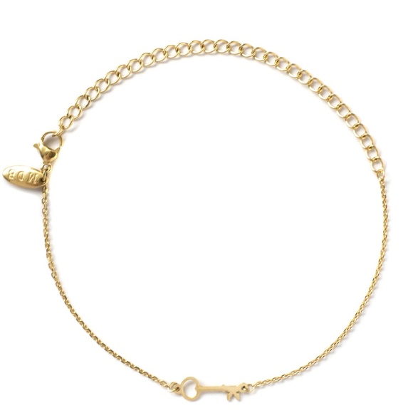 Unlock Your Dreams Luxe Gold Plated Bracelet - Picture 3 of 4